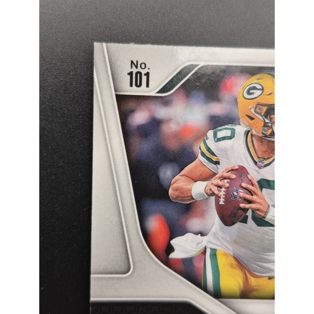 2024 Panini Prizm Jordan Love #101 Purple Pulsar Prizm Green Bay Packers